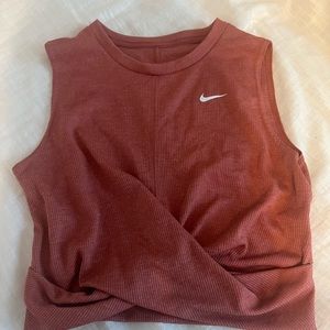 NIKE CROPPED TWISTED TANK